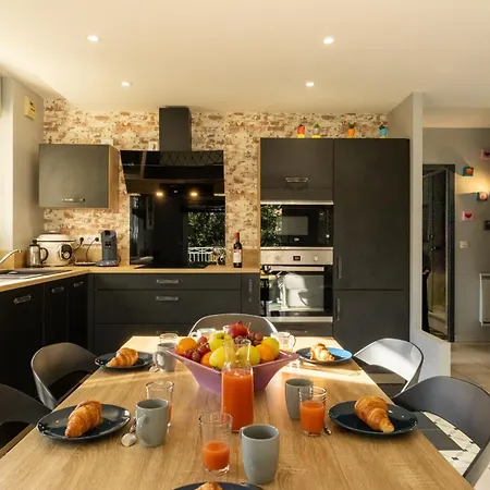 Le Nid Montois - Centre - Parking - Balcon - Wifi - Lave Linge Et Vaisselle Appartement Mont-de-Marsan